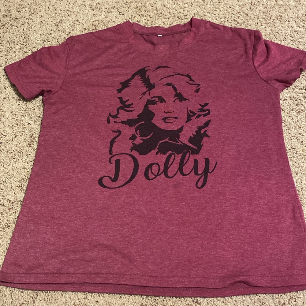 Dolly Parton tee shirt size medium